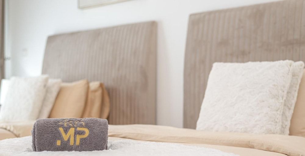 Marco Polo - Stunning 2 BR With Marina Views | Huge Pool & Gym Deluxe Apartment 15