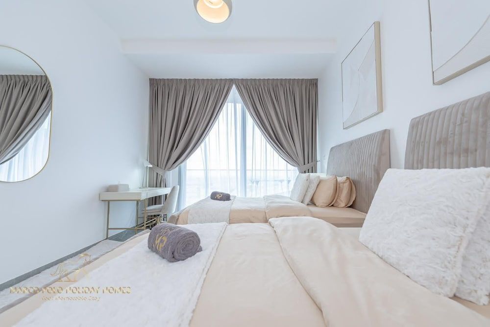 Marco Polo - Stunning 2 BR With Marina Views | Huge Pool & Gym Deluxe Apartment