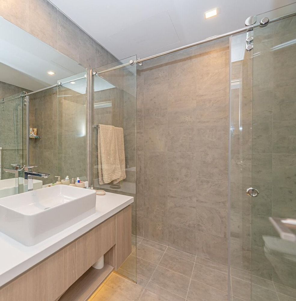 Marco Polo - Stunning 2 BR With Marina Views | Huge Pool & Gym Deluxe Apartment 27