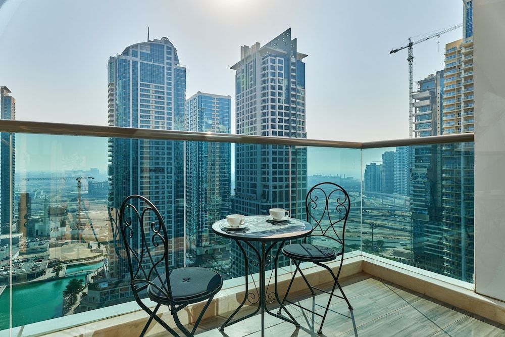 1BR view in a luxurious home Comfort Apartment 8