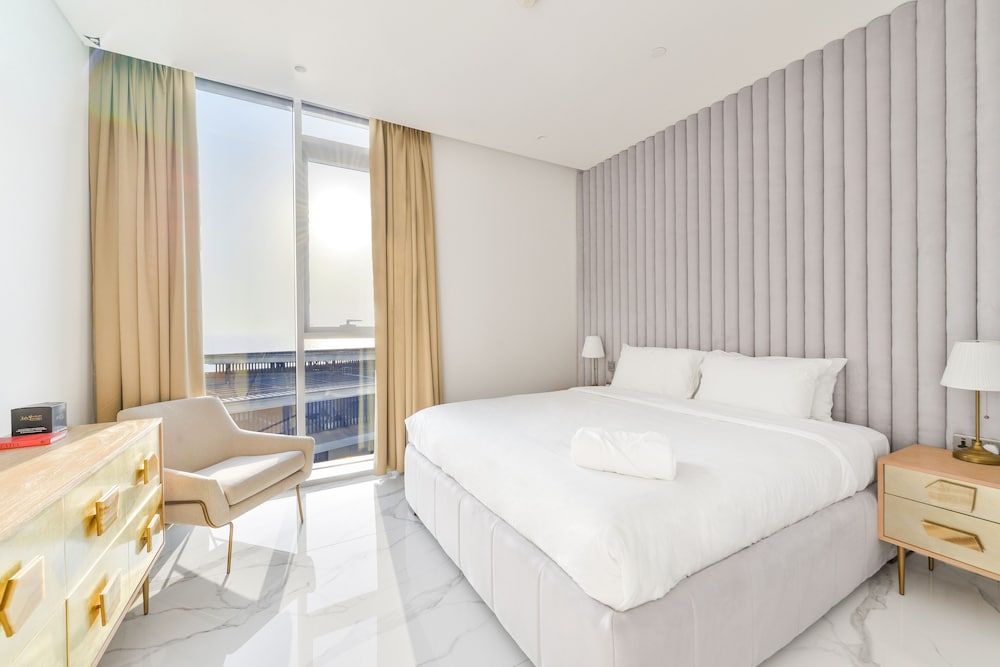 undefined Luxe 3BR with maids room in Bluewaters 6