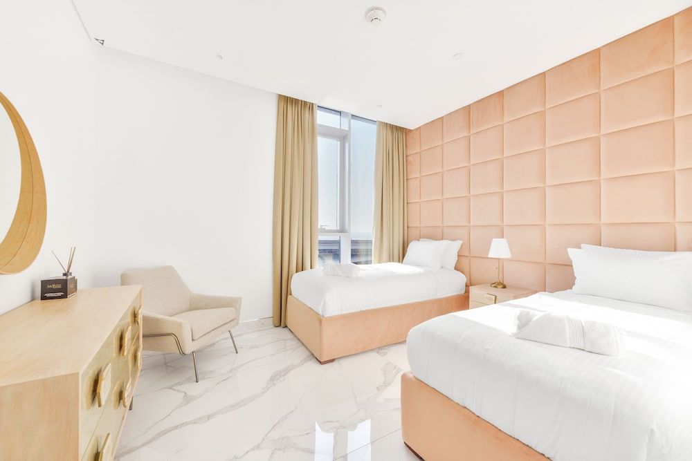 undefined Luxe 3BR with maids room in Bluewaters 5