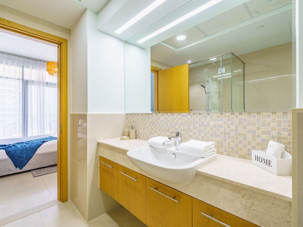 Downtown Charming Condo Close to Dubai Mall