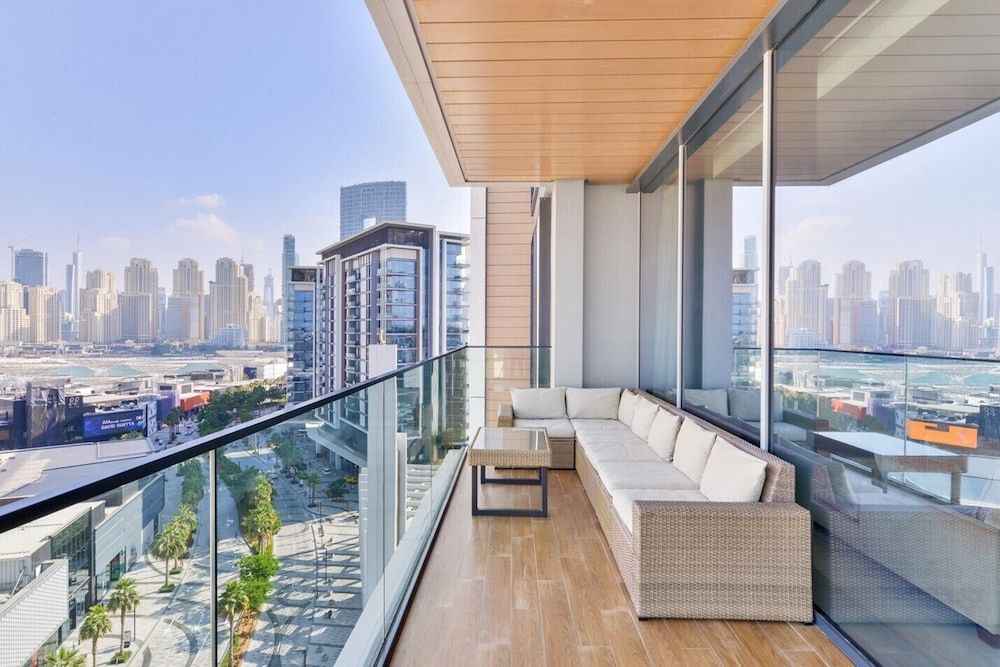 Modern & Comfy 2bed Condo in Bluewaters