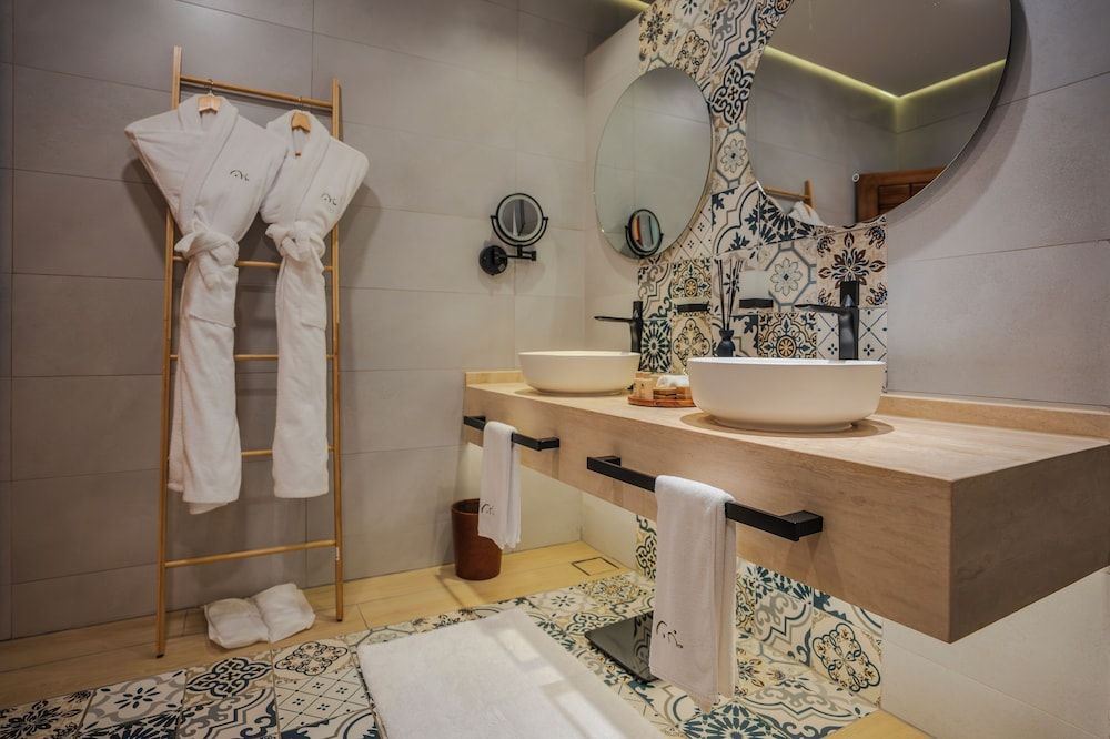 Al Marmoom Oasis Luxury Experiential Desert Domes Dome with Breakfast 4