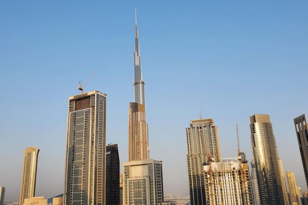 Modern 3 BR With Full Burj Khalifa and Sea View Apartment