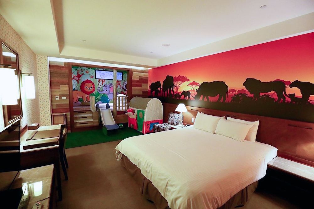 Family Room with Kids Amenities