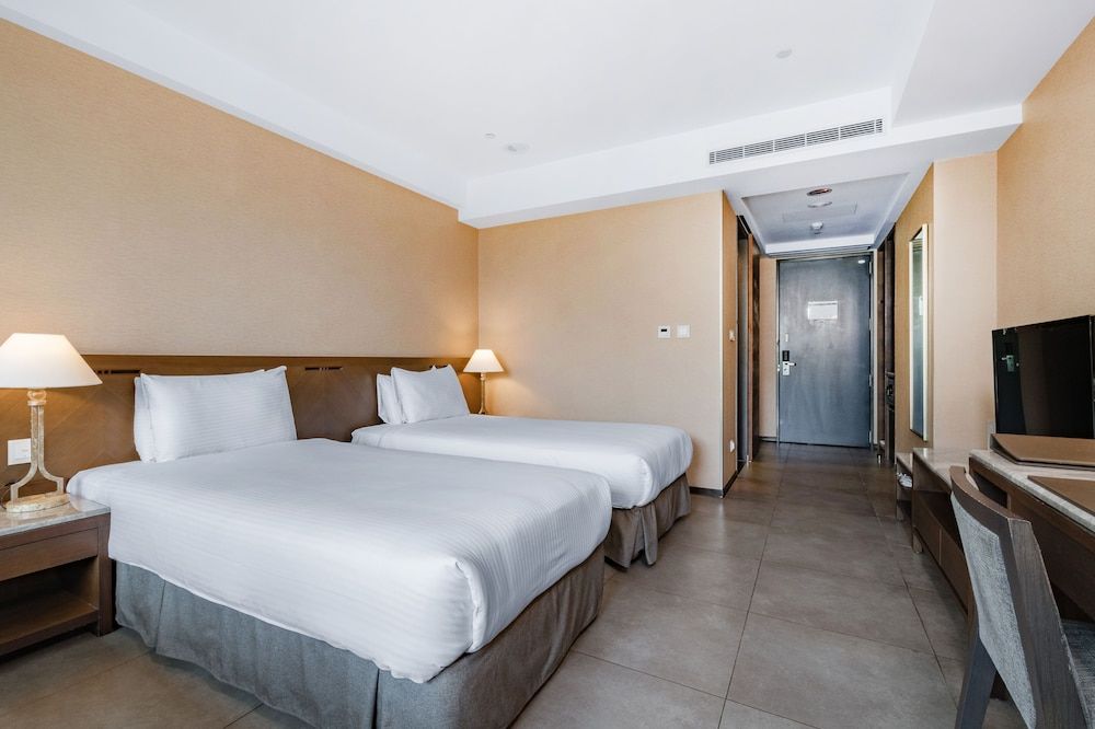 The Great Roots Forestry SPA Resort Deluxe Twin Guest Room