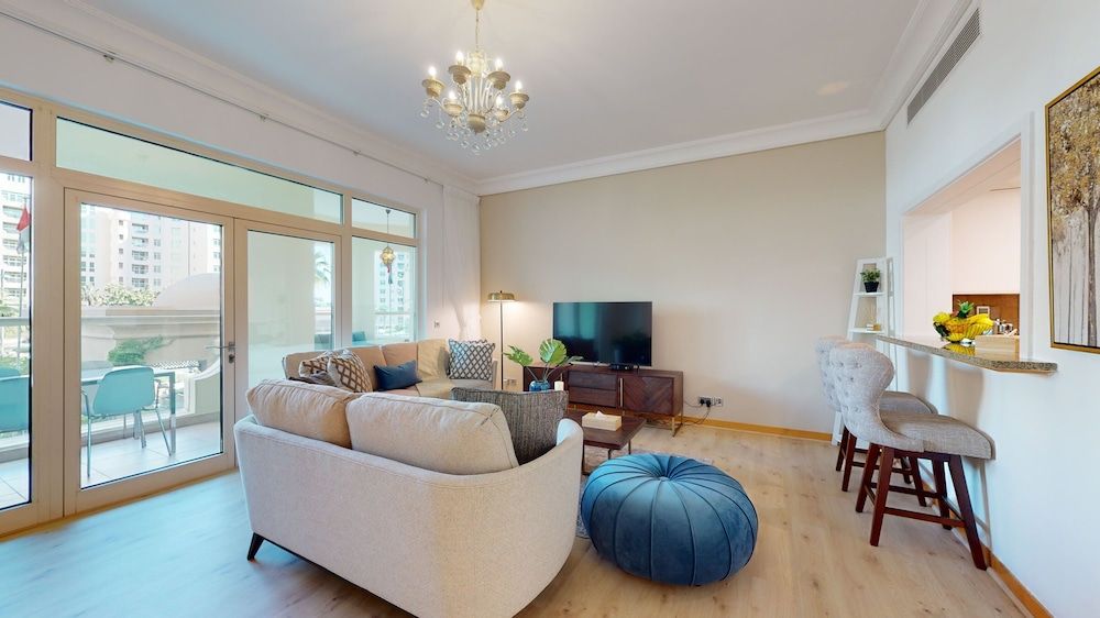 212 Shoreline 18 Deluxe Apartment 19