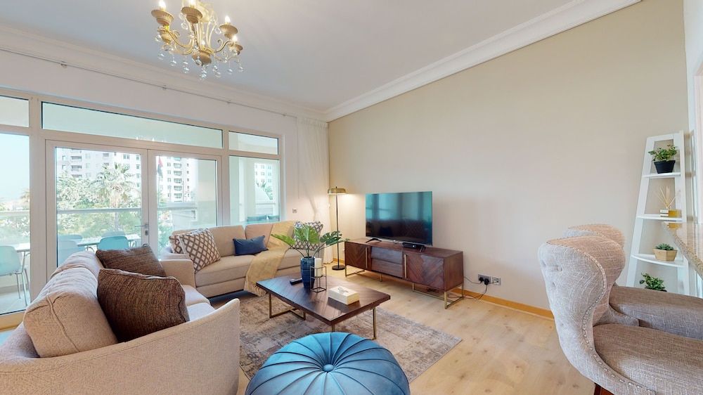 212 Shoreline 18 Deluxe Apartment 25