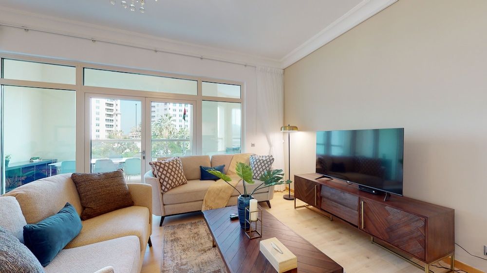 212 Shoreline 18 Deluxe Apartment 23