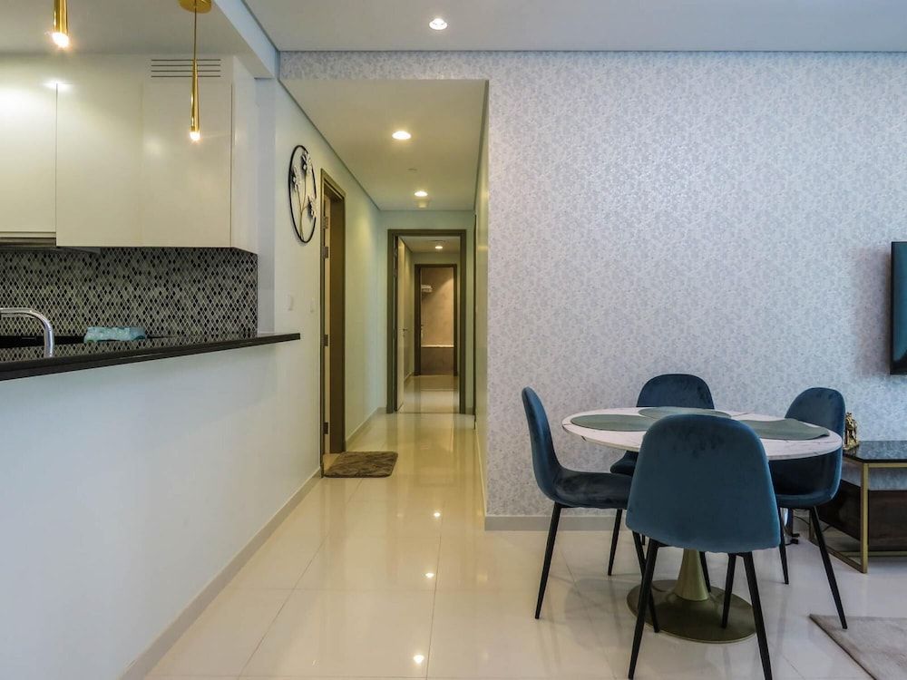 undefined Paramount Midtown By Fortuneinn 6