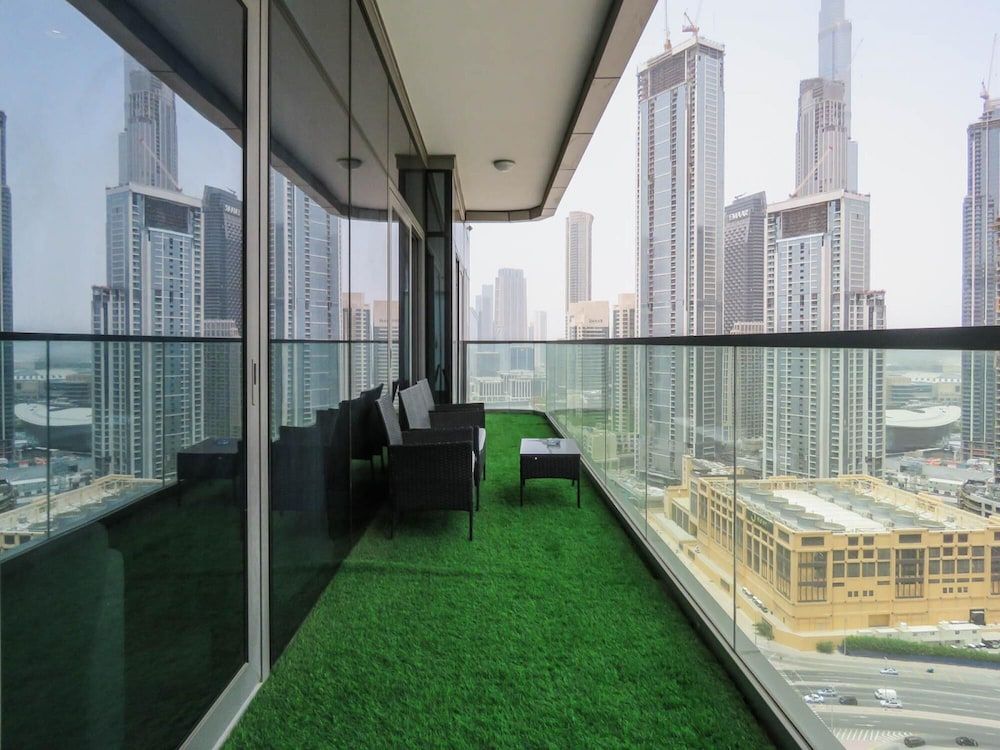 undefined Paramount Midtown By Fortuneinn 8