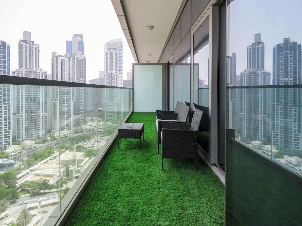 undefined Paramount Midtown By Fortuneinn 3