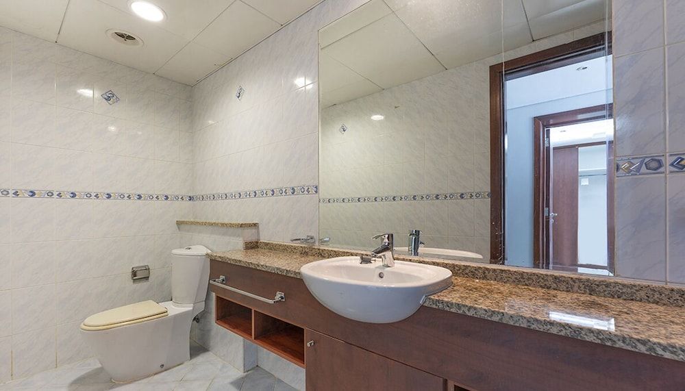 undefined Homesgetaway - JLT Lake Views 1BR 7