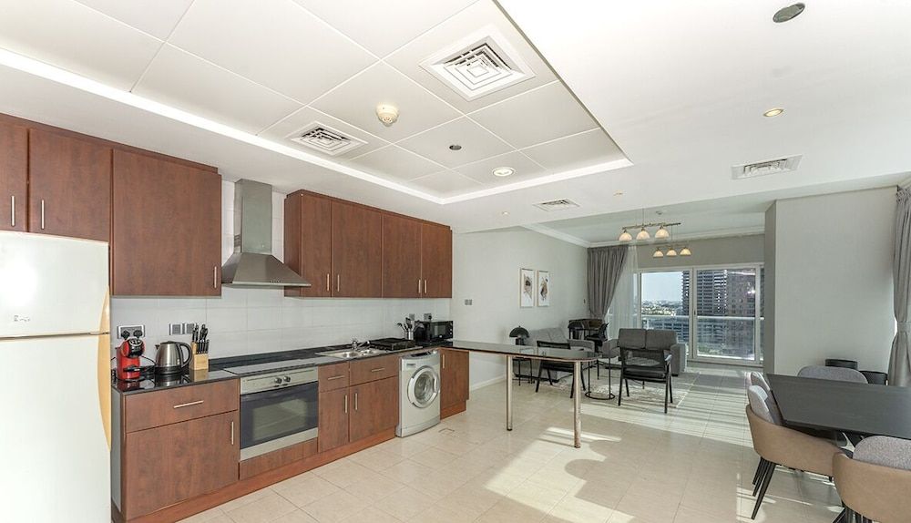 undefined Homesgetaway - JLT Lake Views 1BR 3
