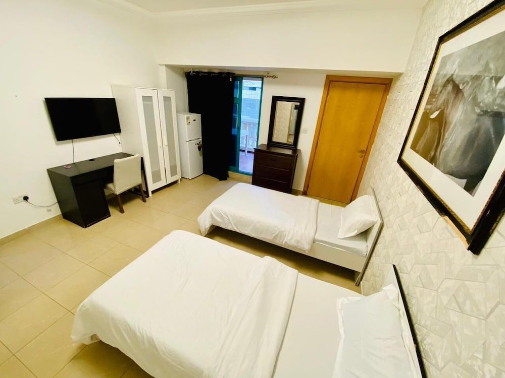 Marina - Women only Luxury Studio