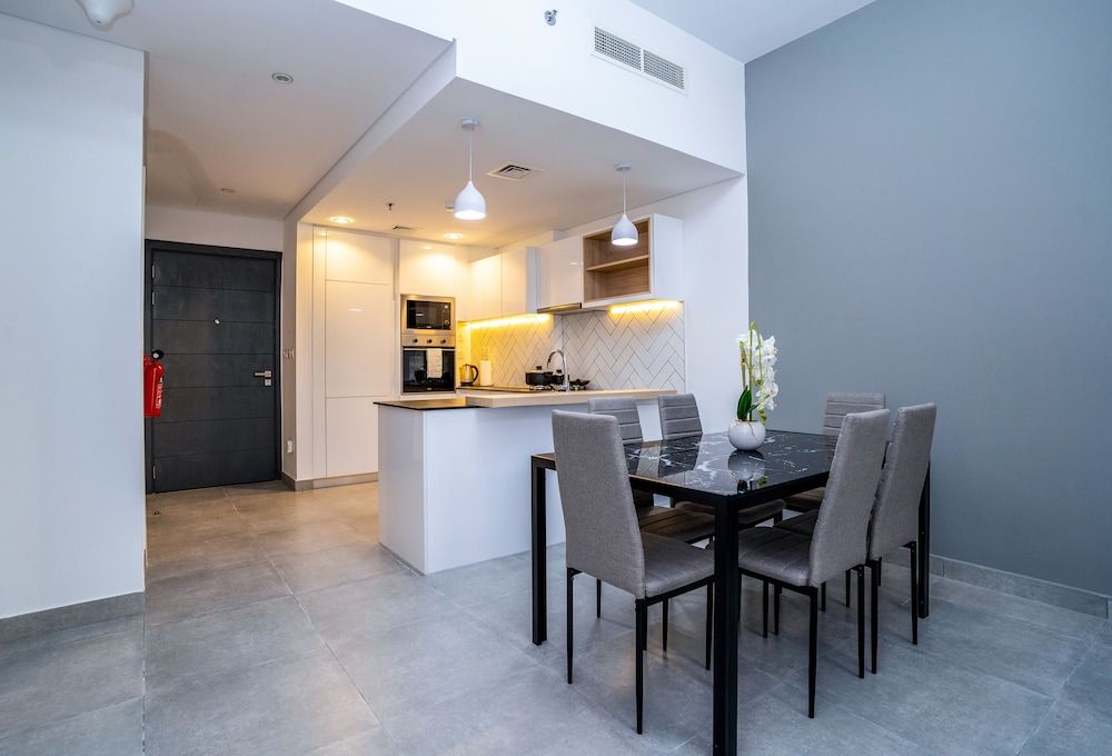 Tanin - Affordable Luxury and Fully Furnished 1BR in JVC Comfort Apartment 16