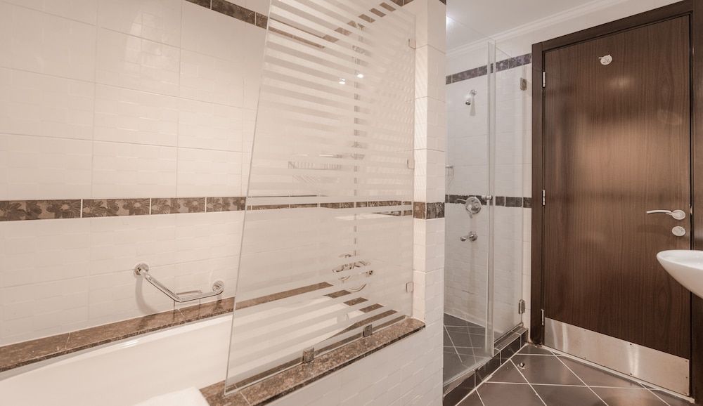 Icon Delux Hotel Apartments Al Barsha Deluxe Suite 1 Bedroom Apartment 4