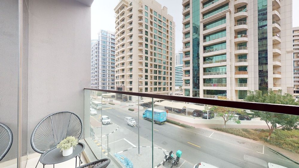 undefined Euro Residences 206 9