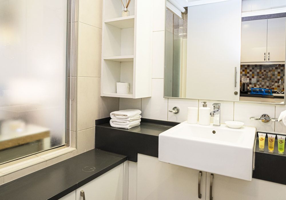 Homesgetaway - Studio in Palm Views East Deluxe Apartment 9