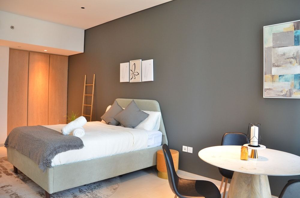 undefined Remarkable 1-bed Apartment in Dubai 3