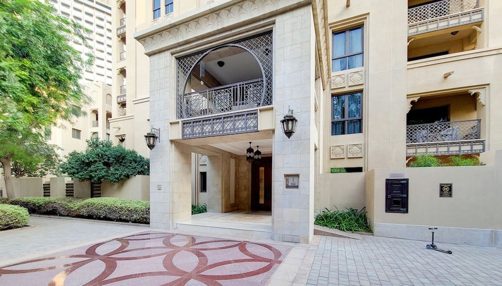 undefined 1B-Yansoon-404