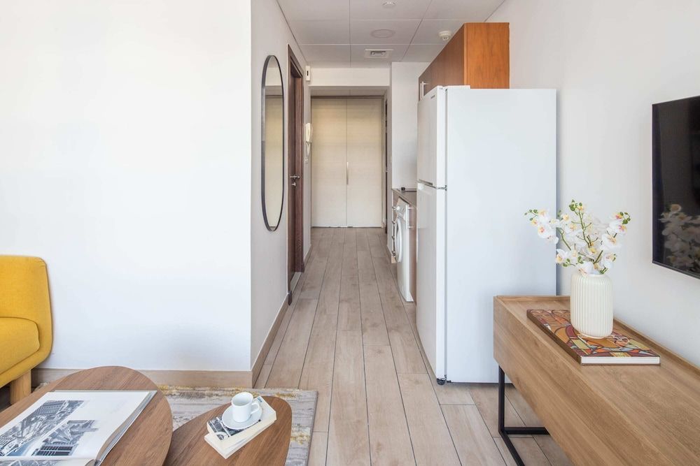 Silkhaus Burj Daman, DIFC Dubai Business Studio Burj Daman 317 6