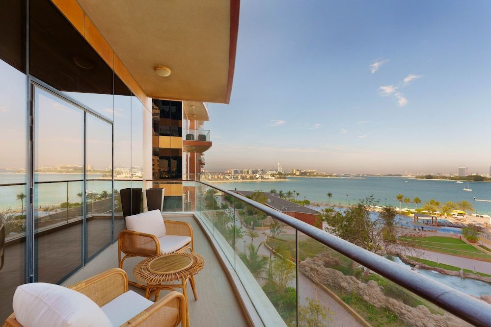 undefined Maison Privee - Splendid Apt on The Palm with Stunning Sea Views
