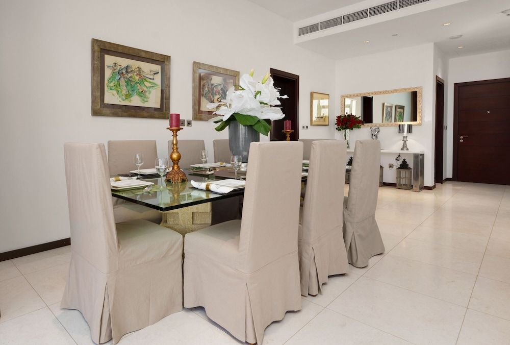 undefined Maison Privee - Splendid Apt on The Palm with Stunning Sea Views 2