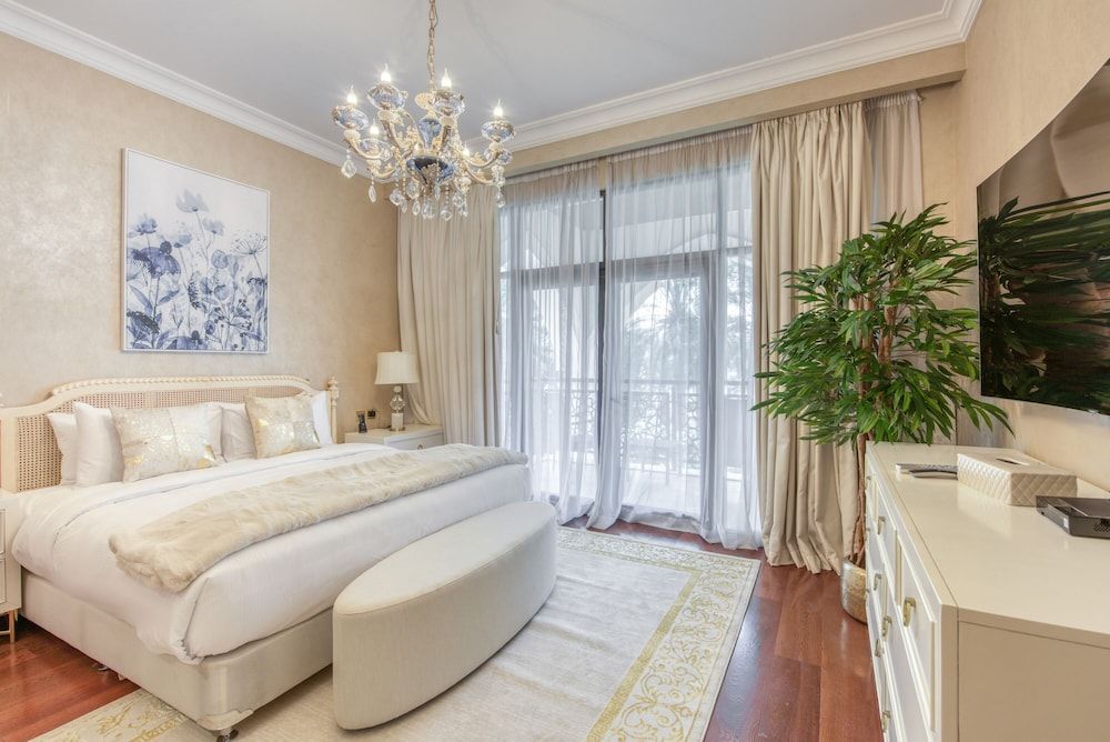 undefined Maison Privee - Majestic Resort Villa with Private Pool on The Palm 5