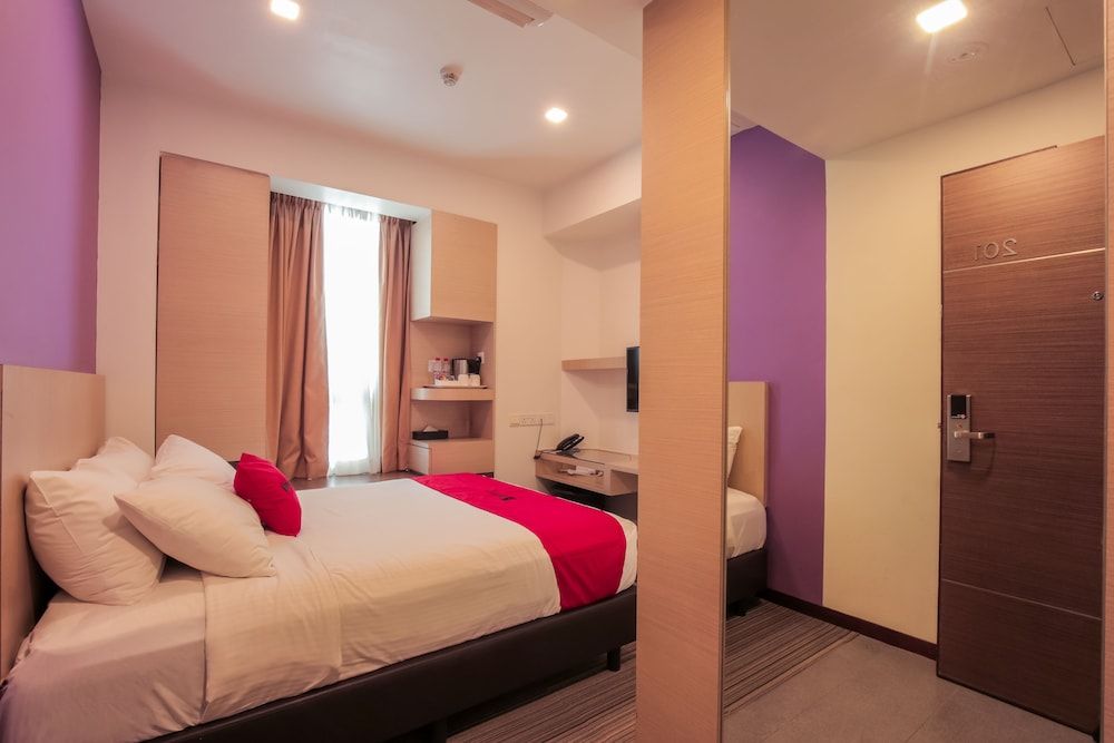 undefined RedDoorz Premium @ Balestier 5
