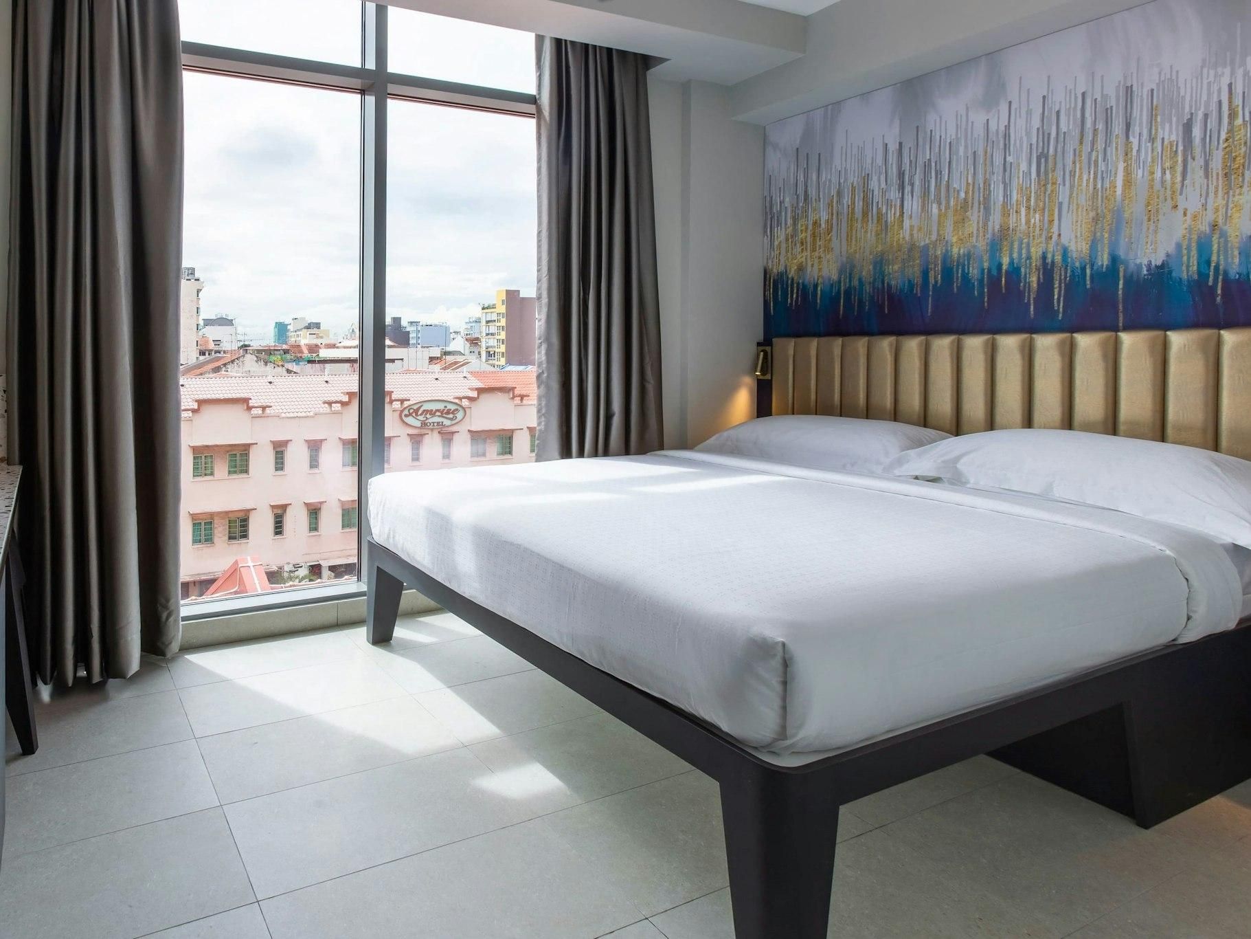 undefined Ibis Budget Singapore Gold 9