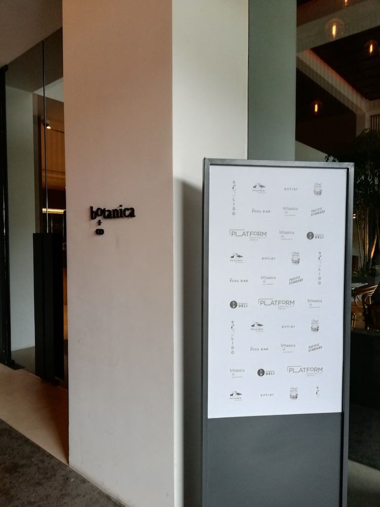 undefined The Establishment Suite by De Space 9