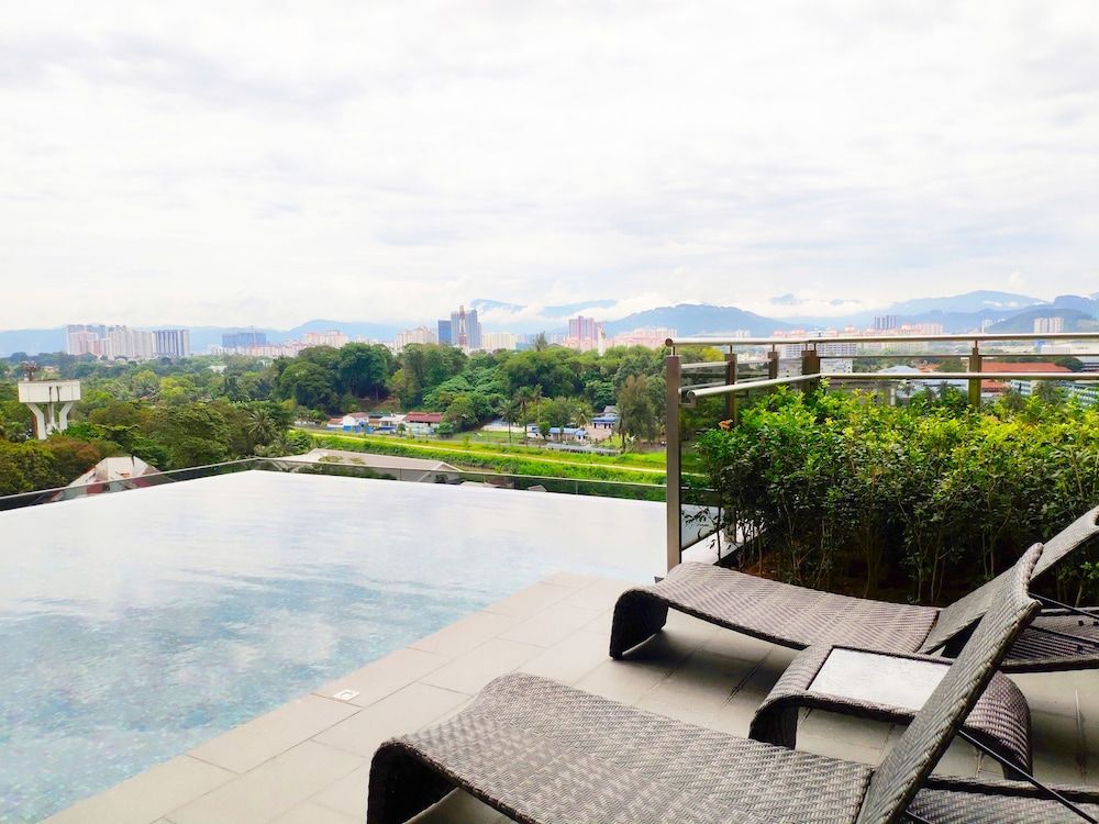 undefined Expressionz Professional Suites by HostaStay 4