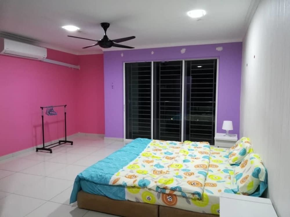 undefined Kepong Spacious Vacation House 3