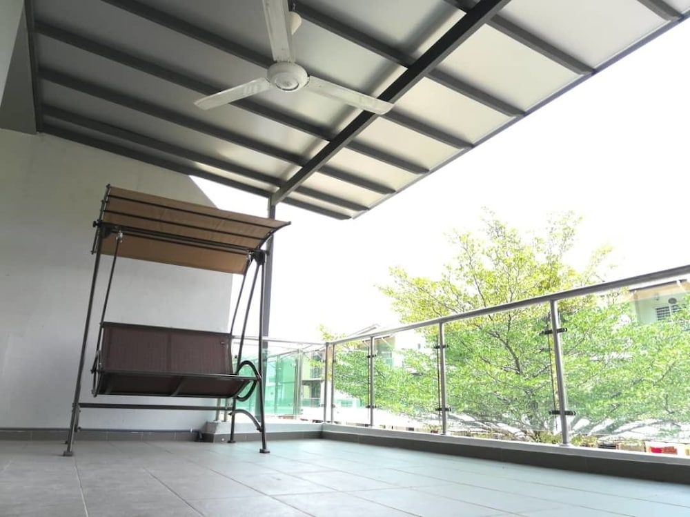 undefined Kepong Spacious Vacation House 8