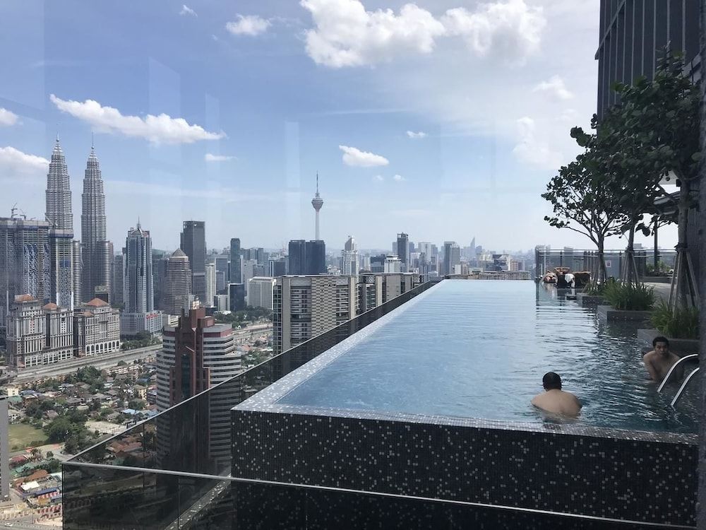 undefined Expressionz Professional Suites by Kelvin 9