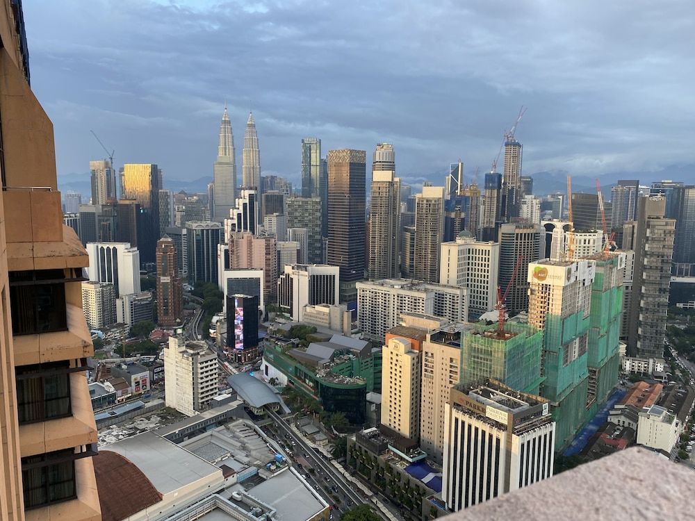 undefined Jenet Times Squre 4