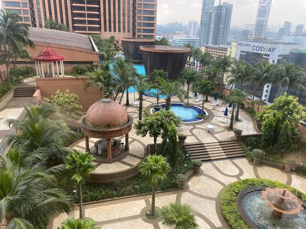 undefined Jenet Times Squre 8