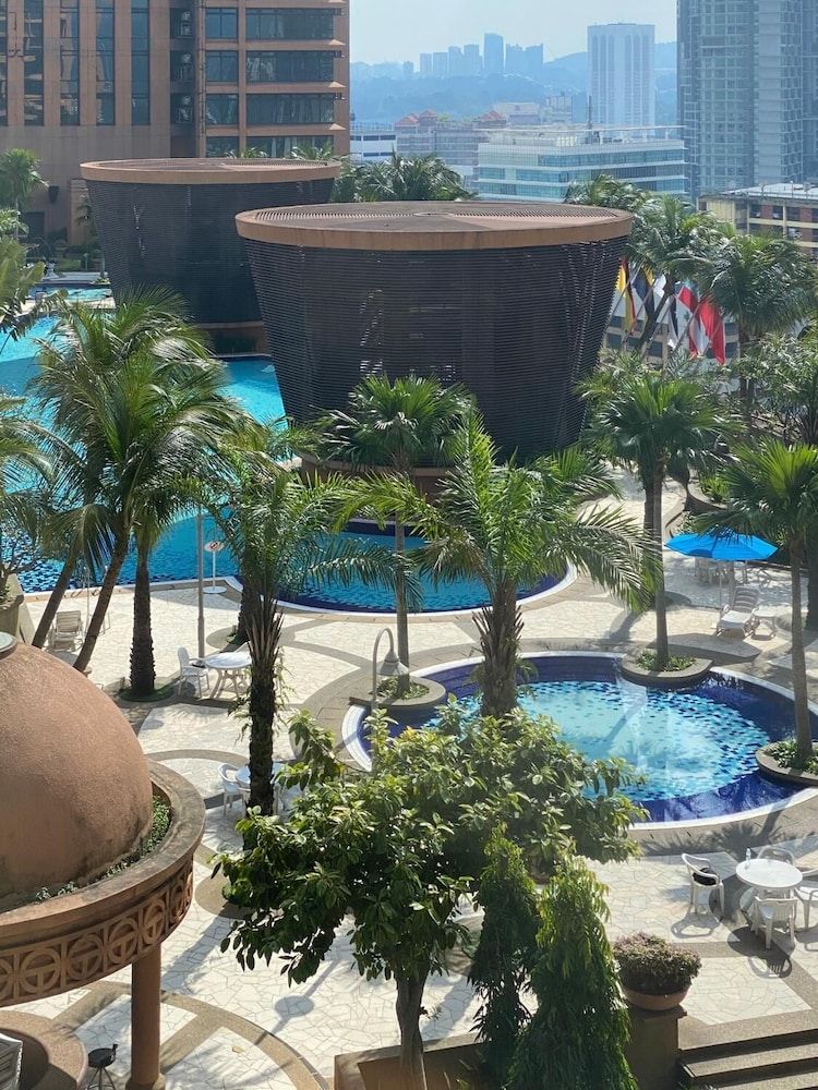 undefined Jenet Times Squre 10