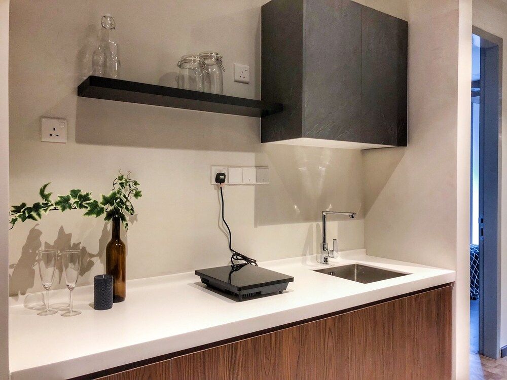 Expressionz Professional Suites by Luxurious Lifestyle Living Duplex 7