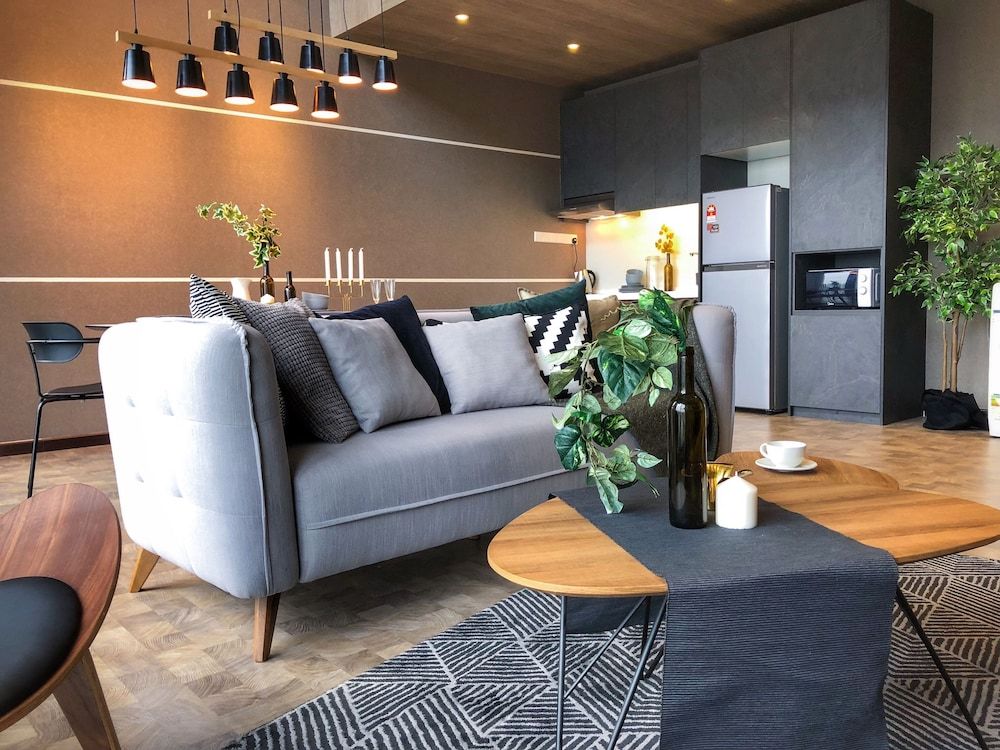 undefined Expressionz Professional Suites by Luxurious Lifestyle Living 7