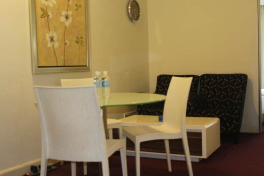 Times Square Residences By Alma Executive Double Room, 2 Bedrooms, Kitchenette 5