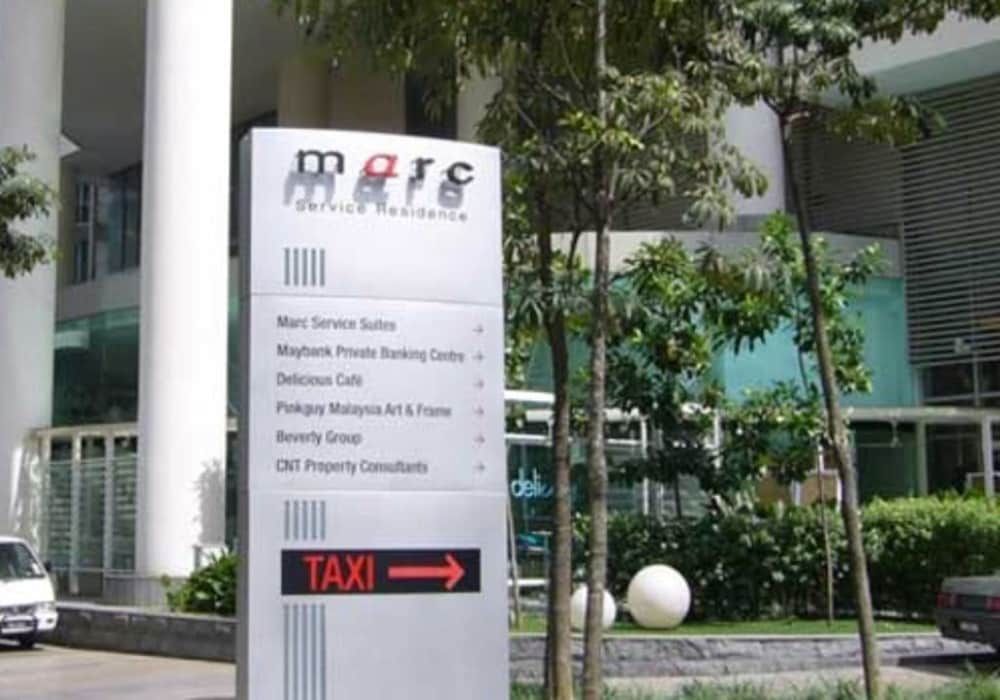 undefined Marc B20-09 by SYNC 2