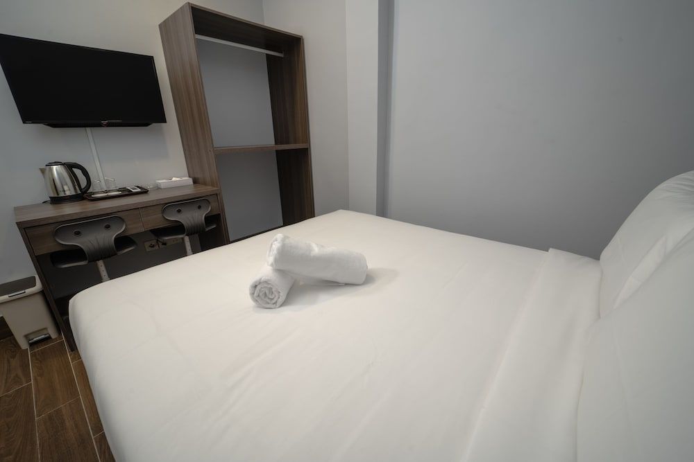 Standard Double Room, 1 Queen Bed, Ensuite