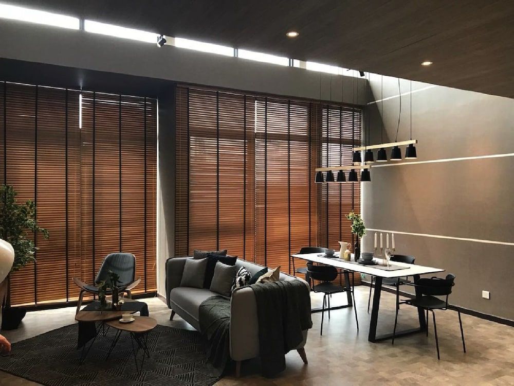 undefined Expressionz Professional Suites by TRIVAA 3