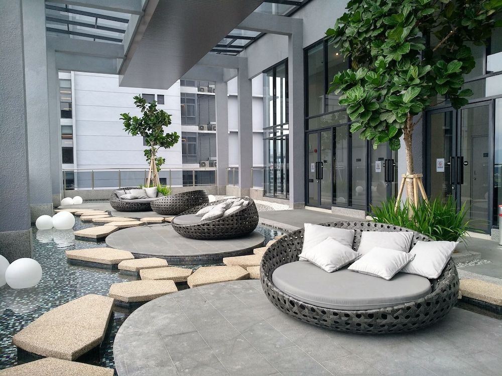 undefined Expressionz Professional Suites by TRIVAA