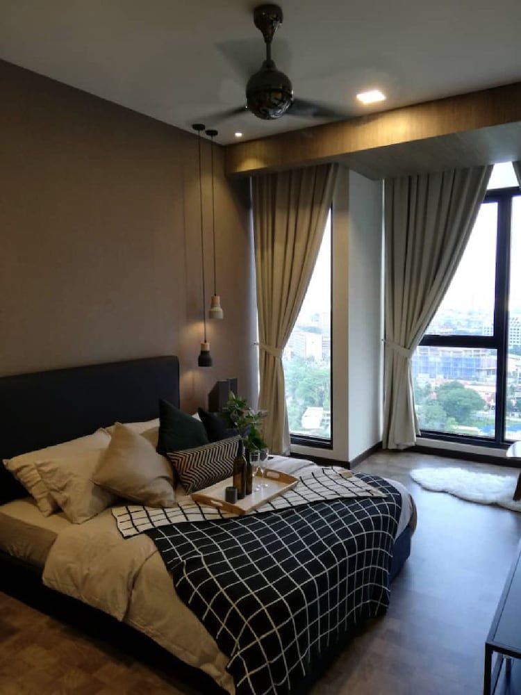 undefined Expressionz Professional Suites by TRIVAA 4