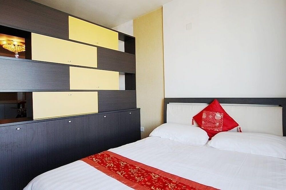 China Sunshine Apartmen Guomao Deluxe Double Room 10